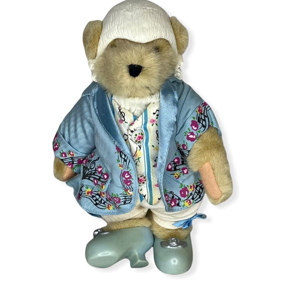 Vintage 1994 Muffy‎ Vanderbear "One Minuet More" nwt